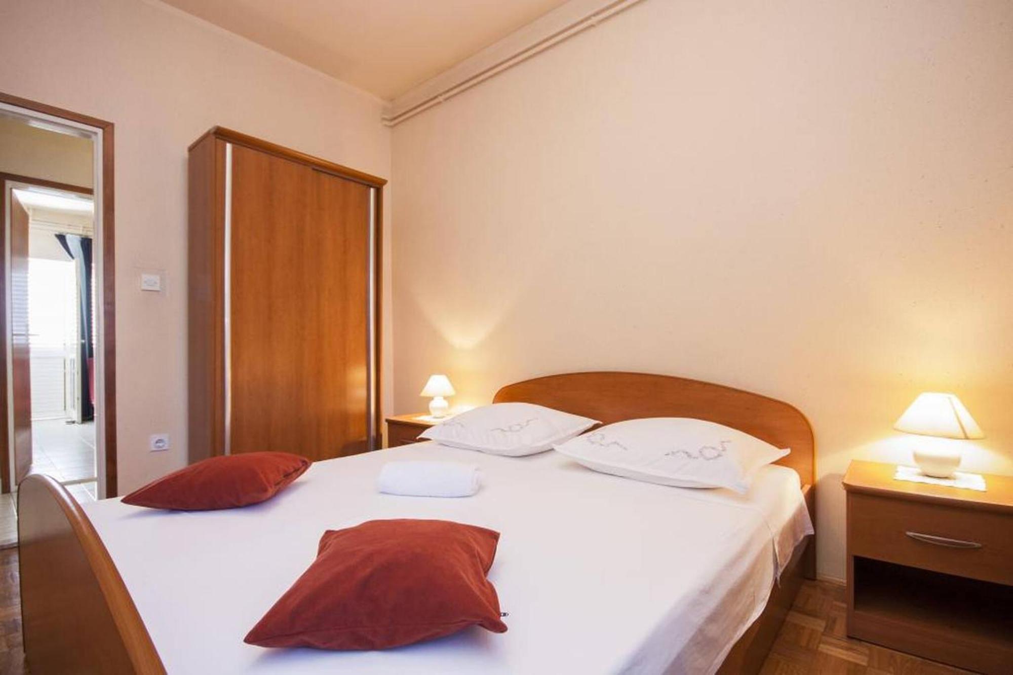 Apartments Zdenka ブロダリツァ エクステリア 写真