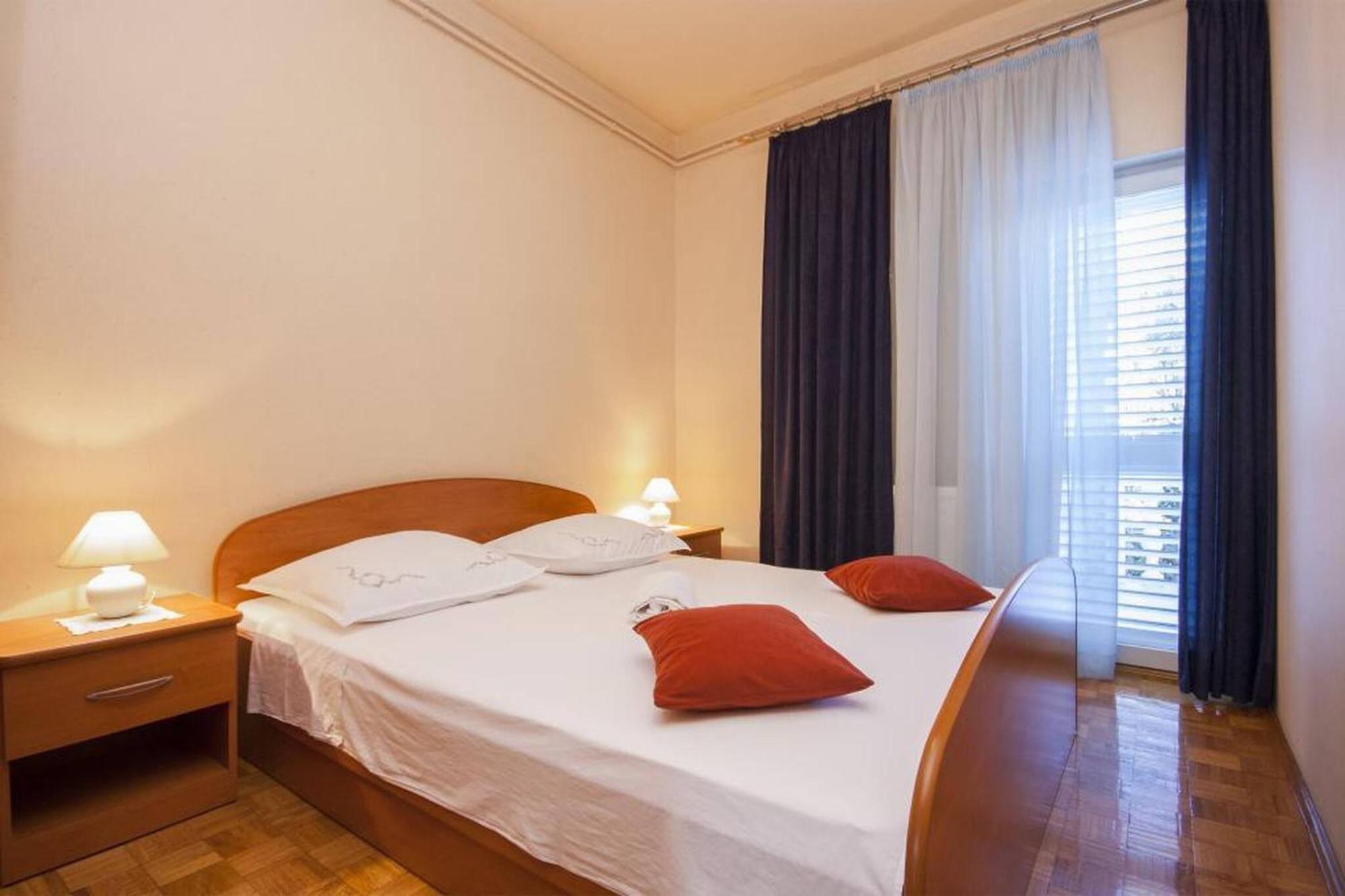 Apartments Zdenka ブロダリツァ エクステリア 写真